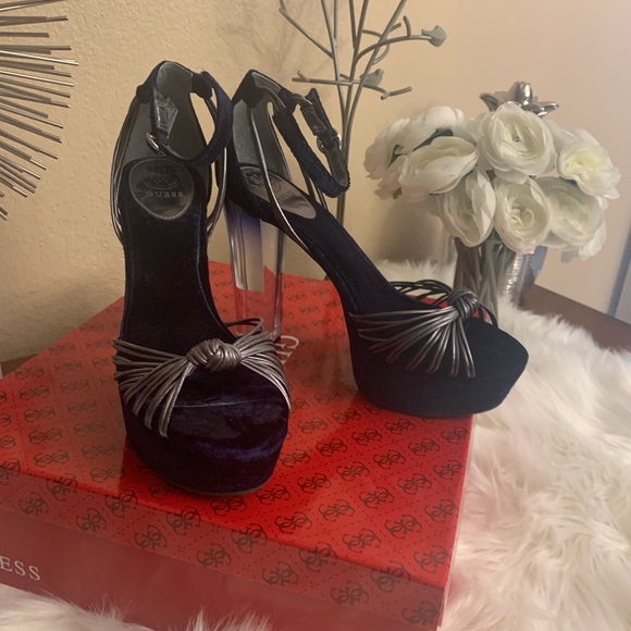 NEW Guess blue & gray heels 8 1/2 - Picture 2 of 3